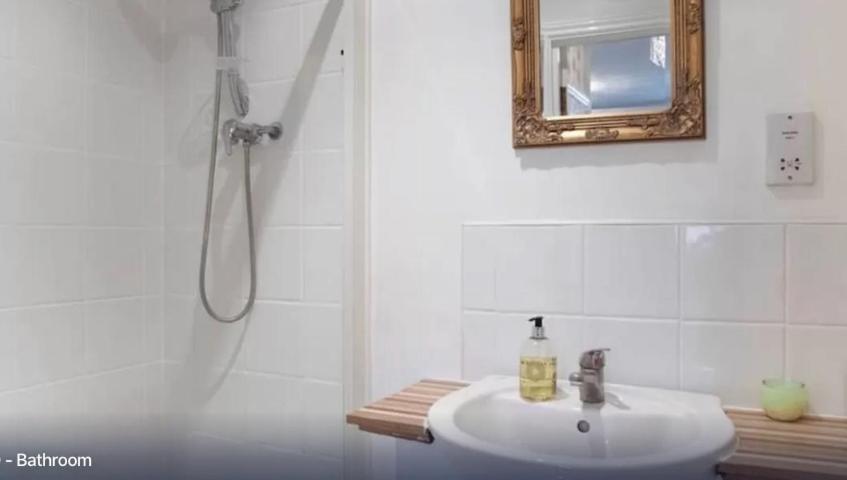 Lynbrook Guest House Лондон Екстериор снимка